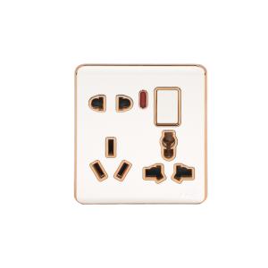 HEE Magnolia White 8 pin multi socket with switch